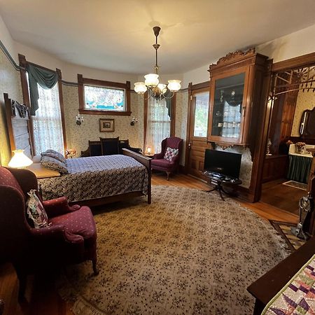 Innisfree Bed & Breakfast South Bend Ngoại thất bức ảnh